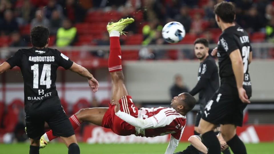 ارقام سخية للكعبي في خريف ممطر أهدافا