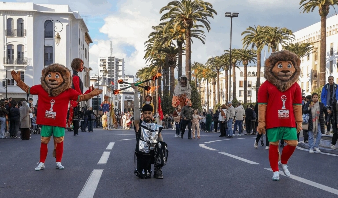 شوارع الرباط في أجواء إحتفالية مفعمة بألوان   الكان 