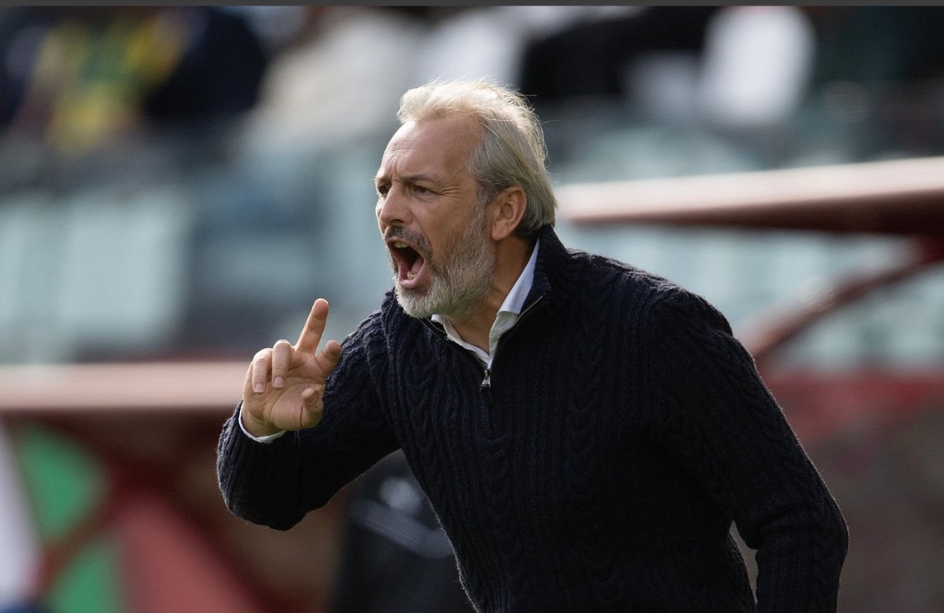 دوسابر عن مواجهة الجزائر: نجيد اللعب أمام الكبار