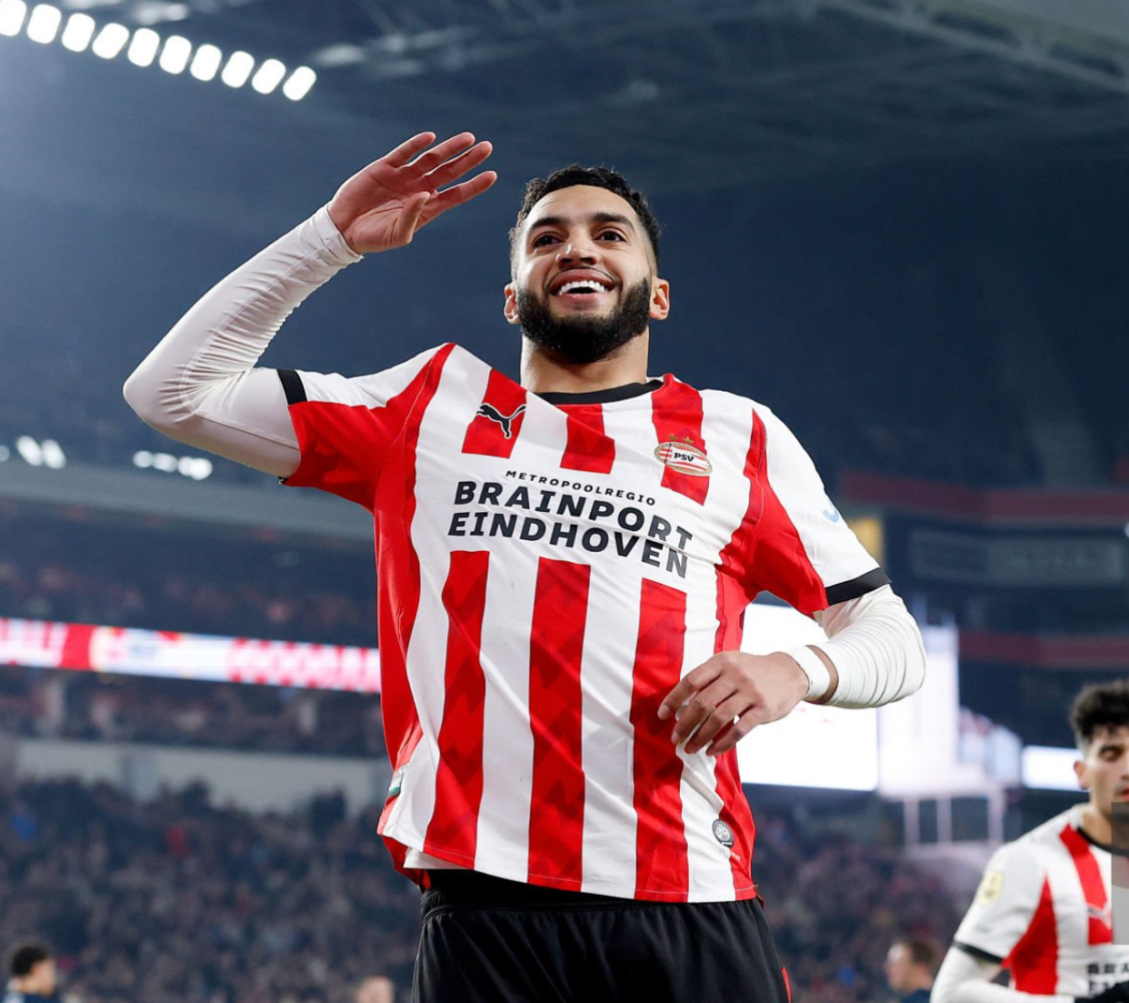 قبل إلتحاقه بمنتخب الأسود صيباري يودع أيندهوفن بهدف