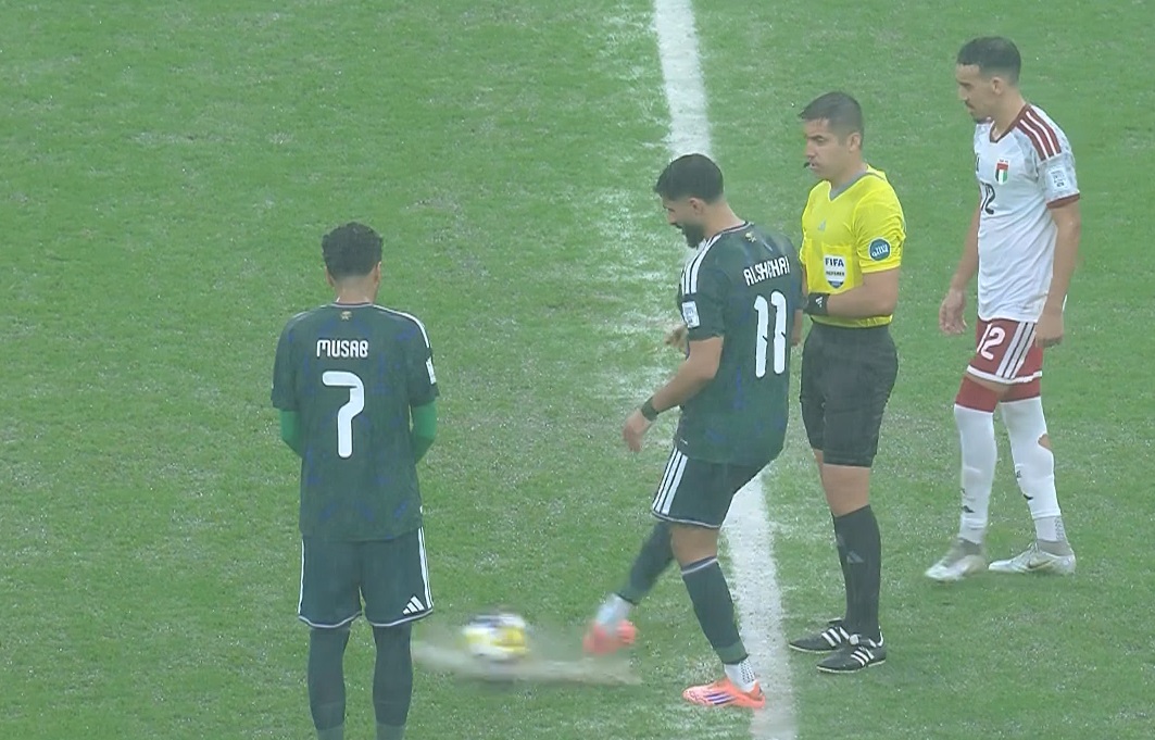 كأس العرب: إرجاء انطلاق الشوط الثاني لمباراة المركز الثالث بسبب الأمطار