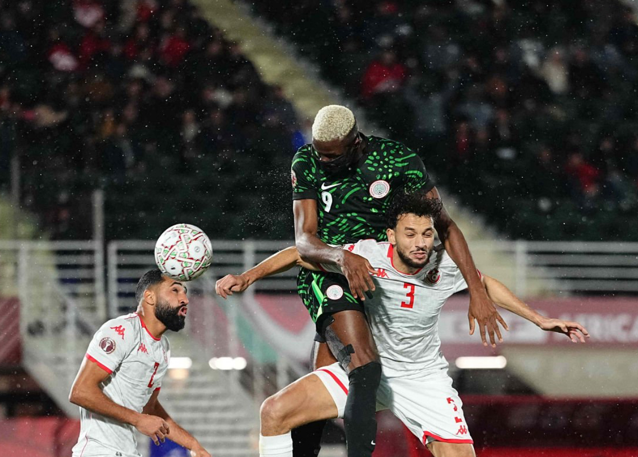 كأس إفريقيا للأمم: منتخب نيجيريا يحقق الفوز على منتخب تونس في مباراة هتشكوكية