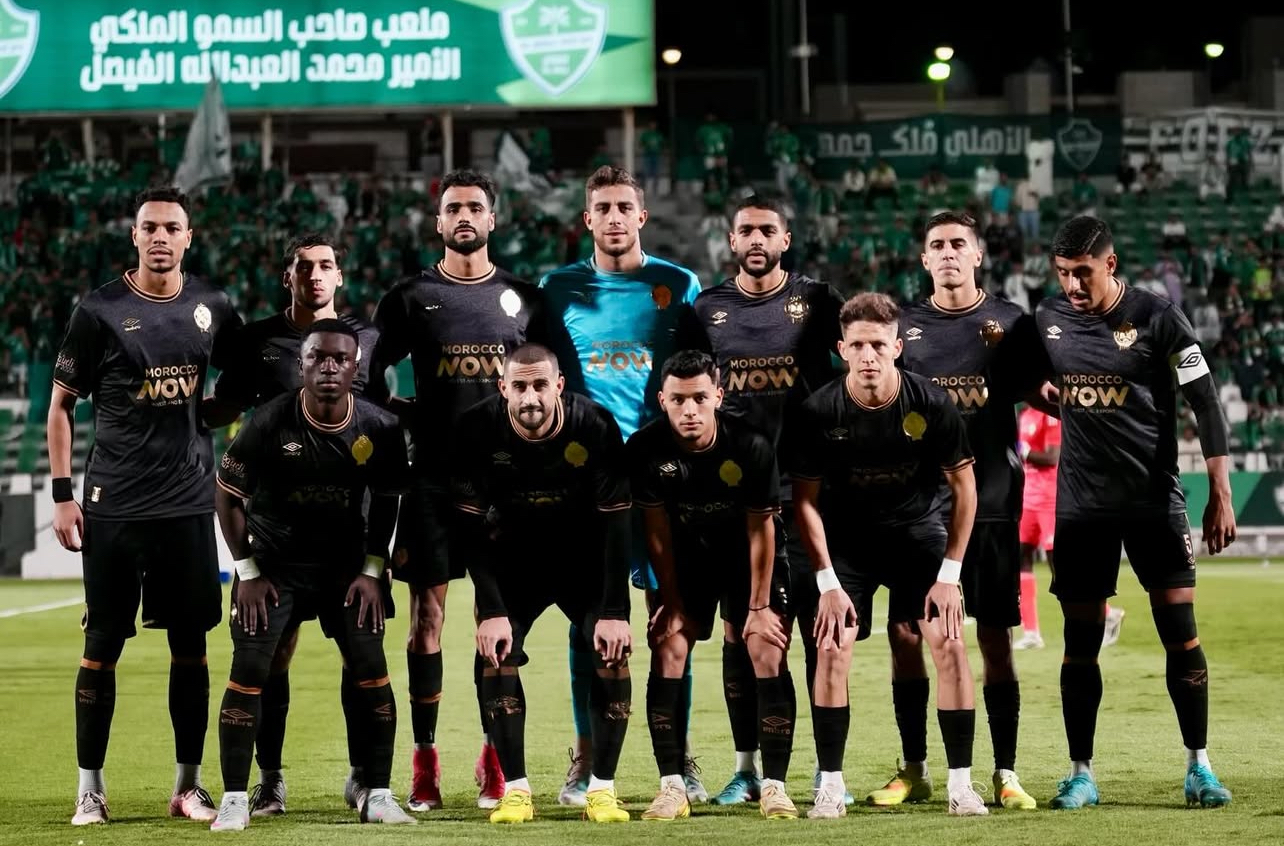الرجاء يفوز وديا على الأهلي السعودي