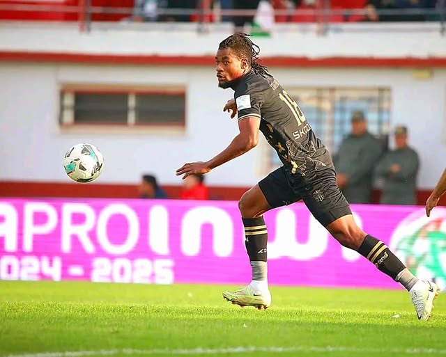 الرجاء يفاوض كاتالوندي