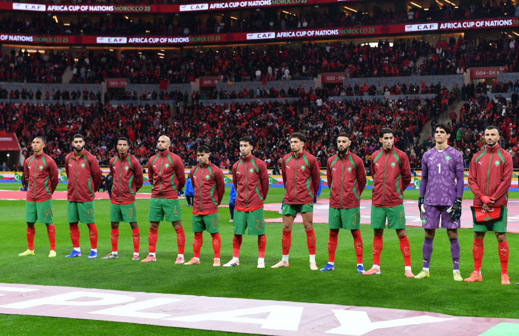 الأسود يراقبون النزال القوي بين مالي وزامبيا