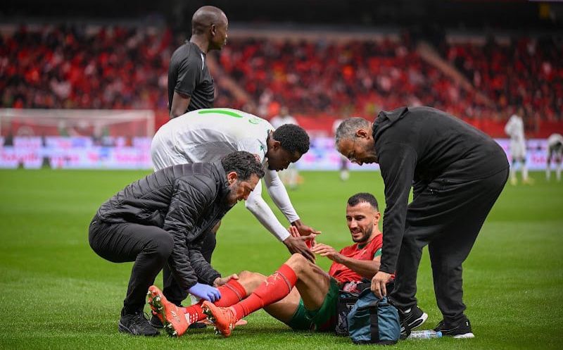 الطاقم الطبي للمنتخب الوطني حدد طبيعة إصابة سايس