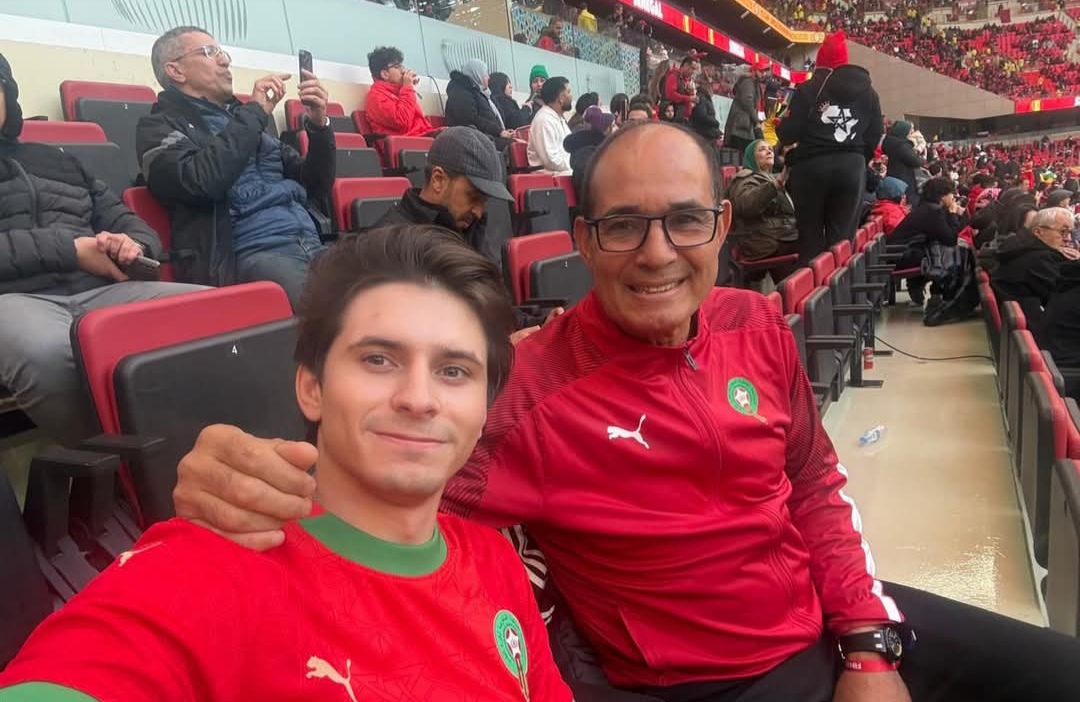 الأسطورة الزاكي صاحب ملحمة 2004 حاضر في النهائي