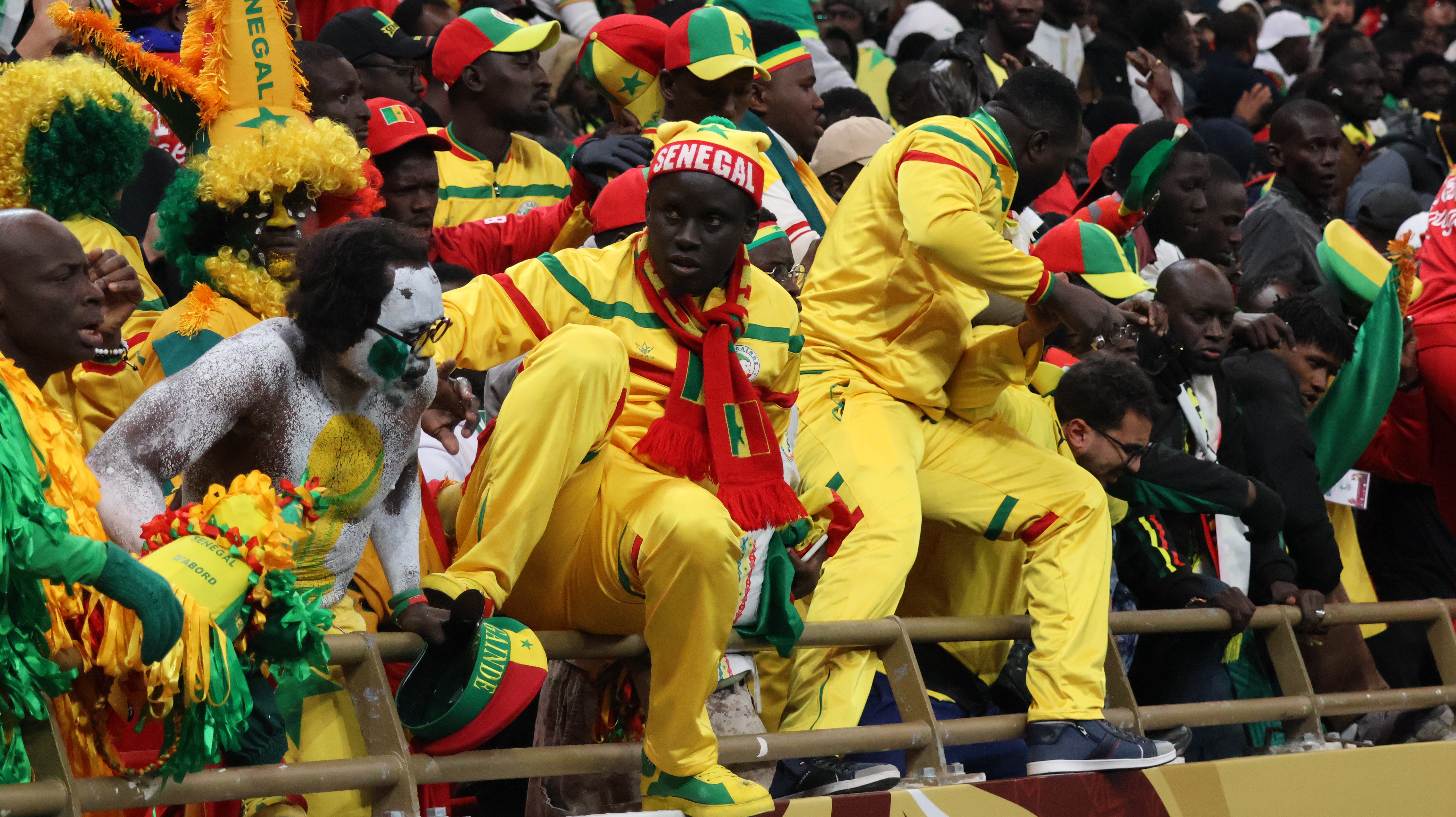 لجنة الكاف أنهت التحقيقات والقرار يصدر في 48 ساعة القادمة