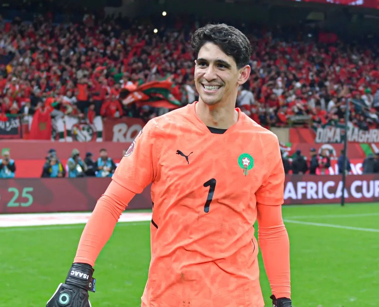 الهلال يجهز بونو لـ معركة القادسية 