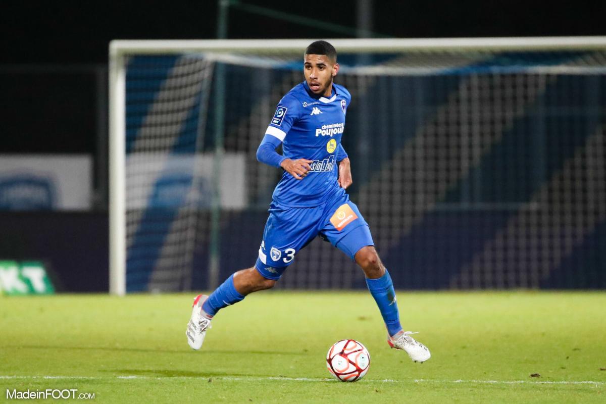 لاعب فرنسي بتداريب الرجاء