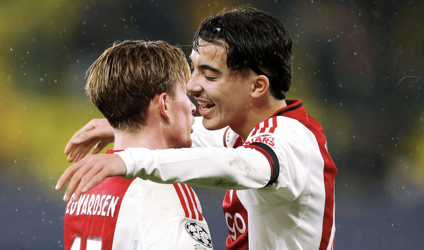 بمشاركة بونيدا ووزان الإحتياطي أياكس يطيح بفياريال في غياب أخوماش‎