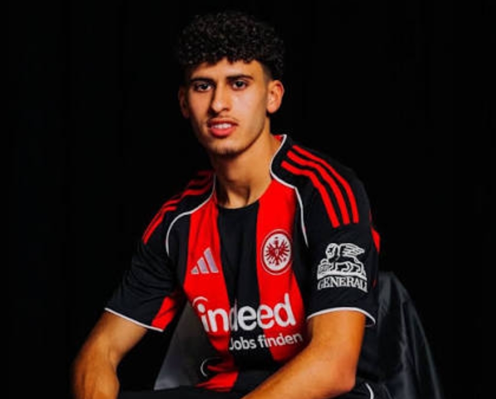 خسارة فرانكفورت بحضور الميموني بالبوندسليغا