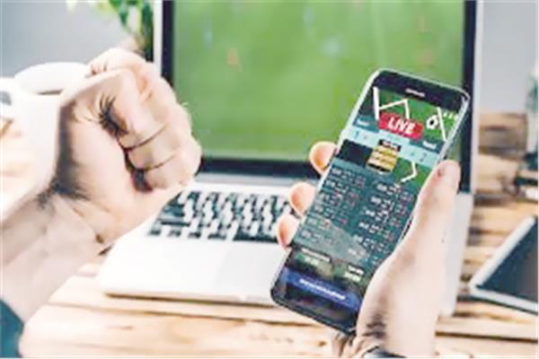 القضاء المغربي يُلزم مشغلي الاتصالات الثلاثة بحجب مواقع المراهنات غير القانونية