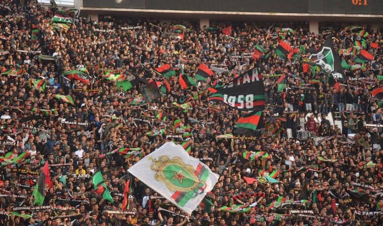 الجزائر تتحدى قوانين الكاف وترفض تسليم التأشيرة للجماهير العسكرية