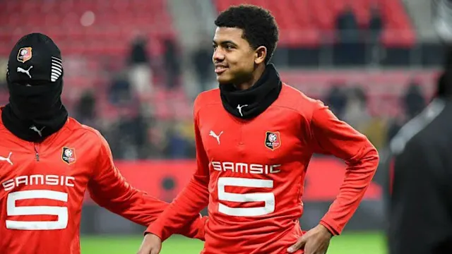 آيت بودلال تابع هزيمة رين من كرسي البدلاء