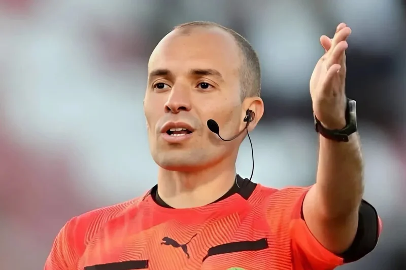 حمزة الفارق ضمن طاقم تحكيم مبارة مالي والسينغال