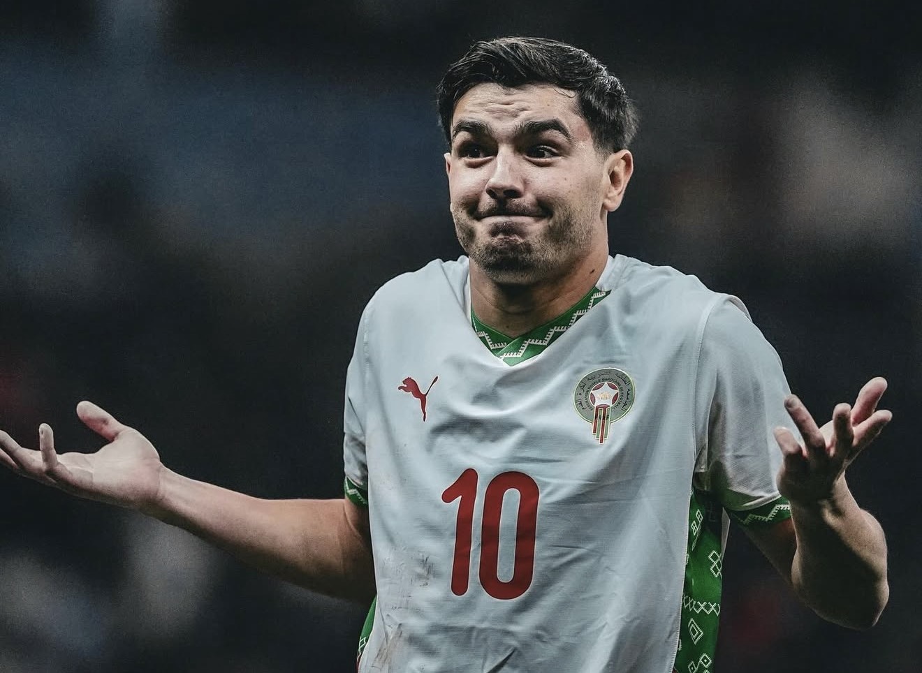 إبراهيم يقترب من معادلة الأسطورة فرس