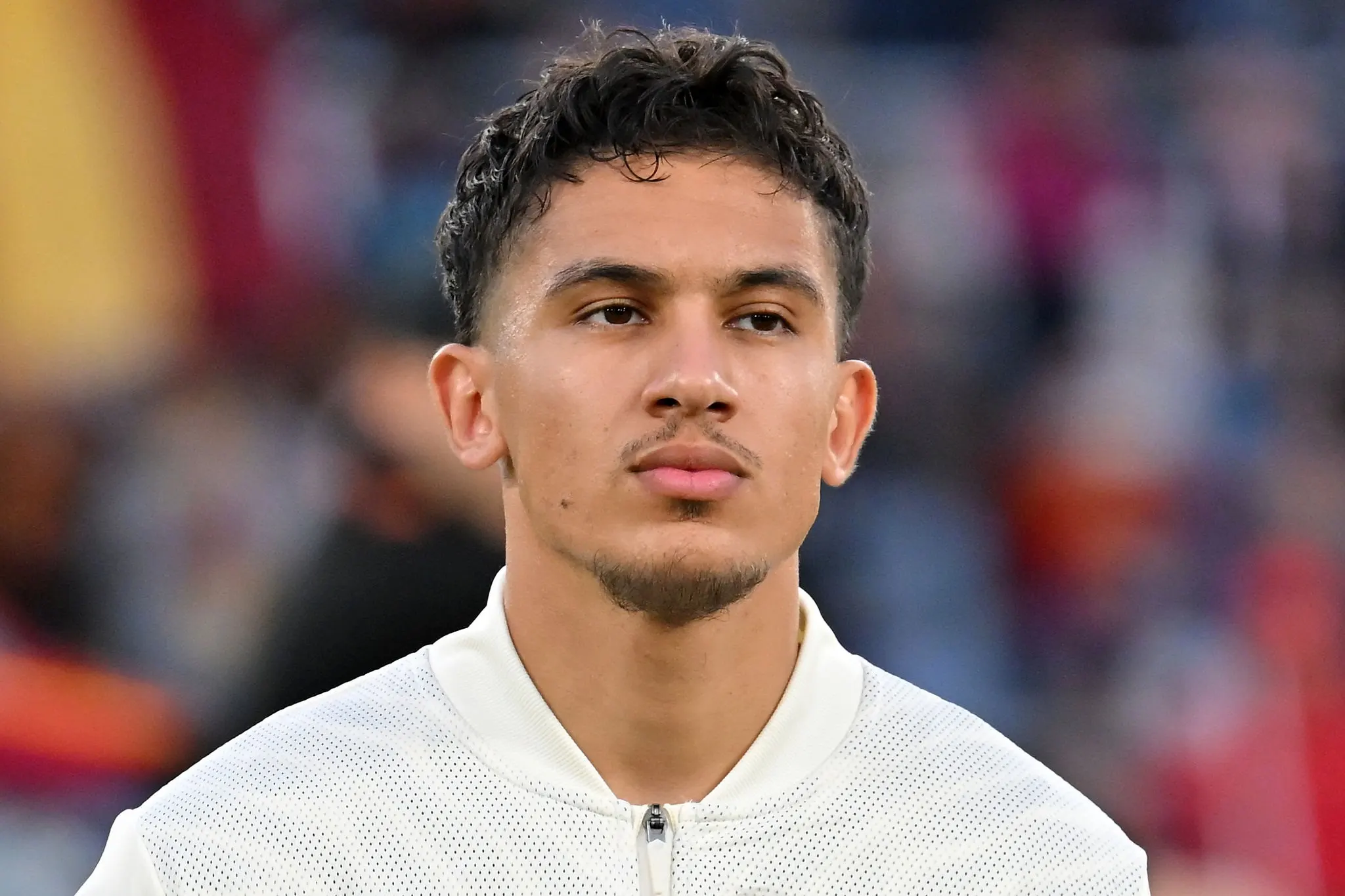 الإصابات تتقاطر على الأسود والجديد عملية جراحية لاسامة الصحراوي