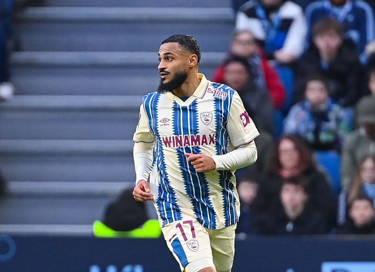 أول تمريرة حاسمة لبوفال