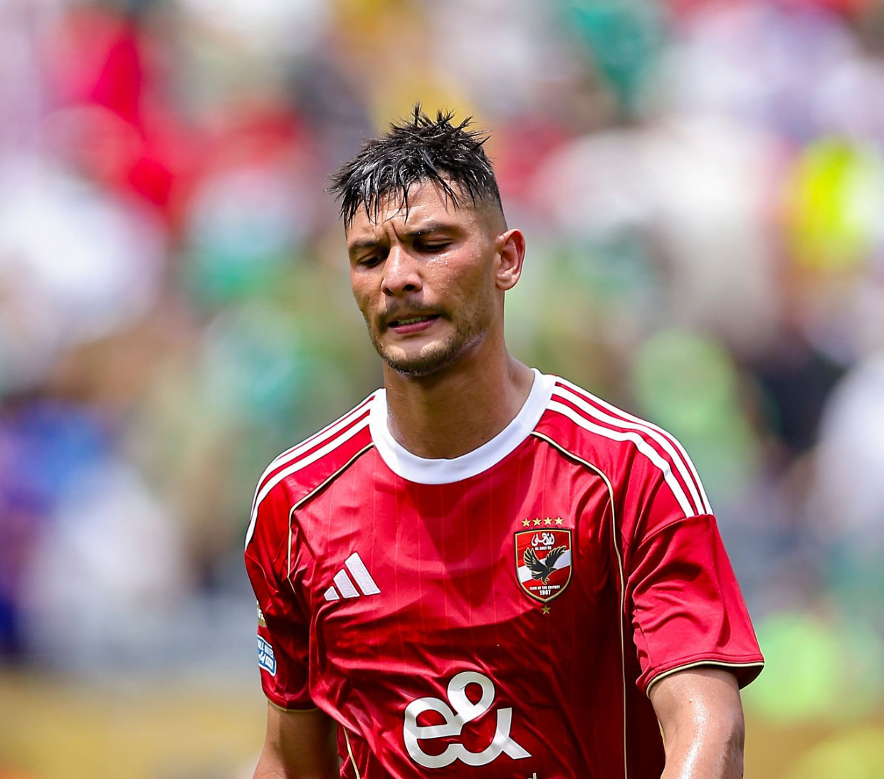 أشرف داري يضع الأهلي في مأزق قانوني