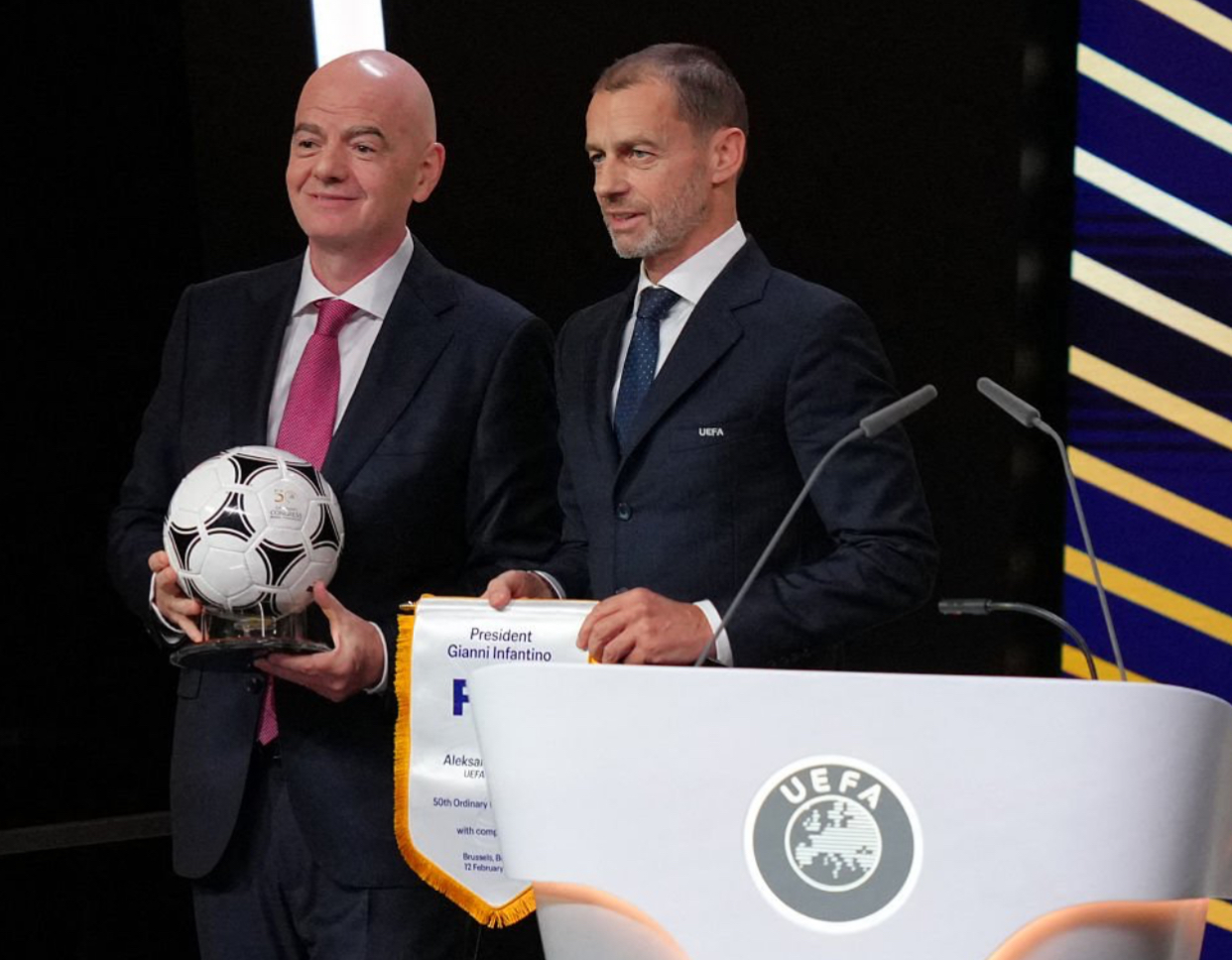 إنفانتينو وتشيفرين يشيدان بـ الدور الحاسم  للخليفي في ملف السوبر ليغ