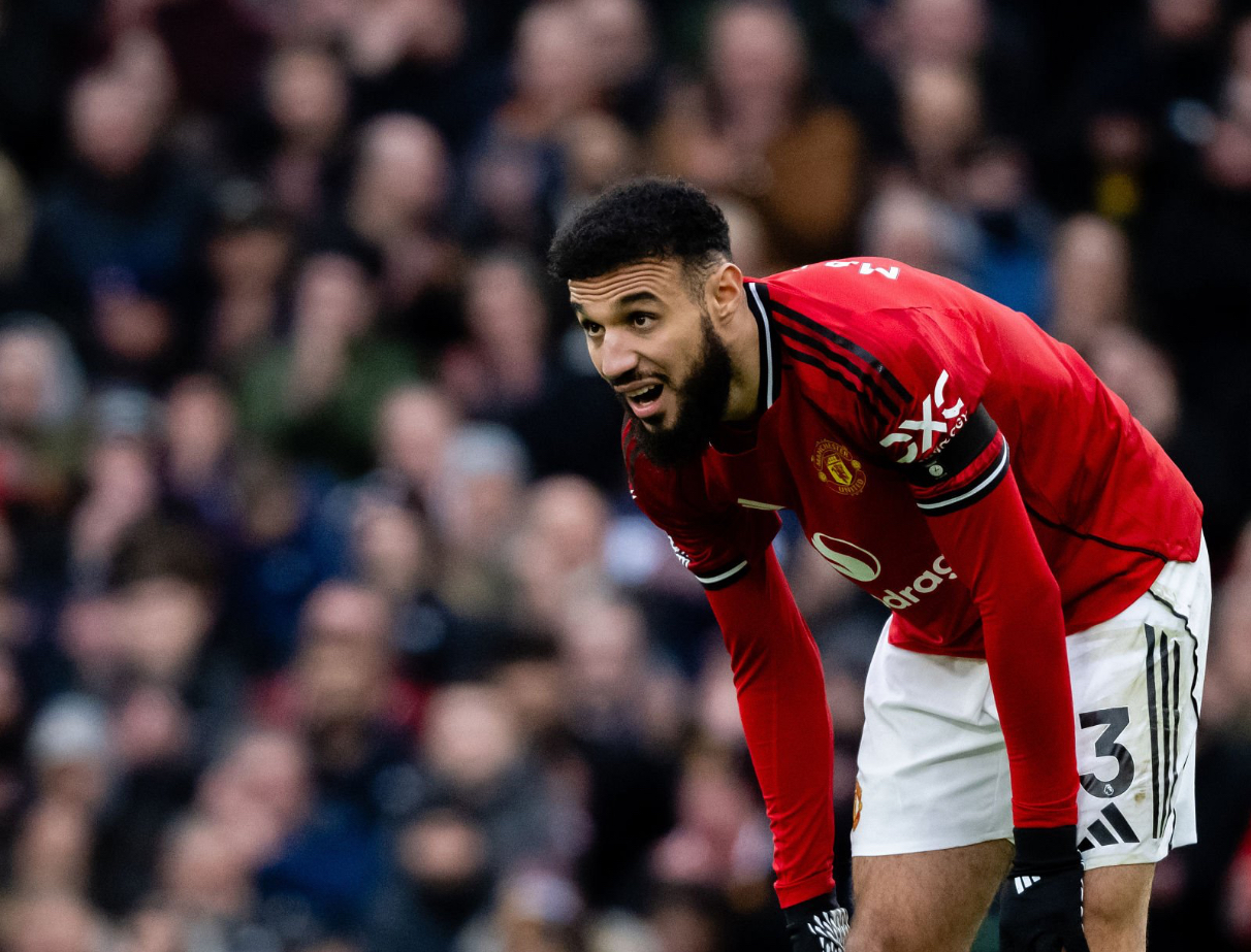 مانشستر يونايتد يدفع مزراوي للتفكير في الرحيل