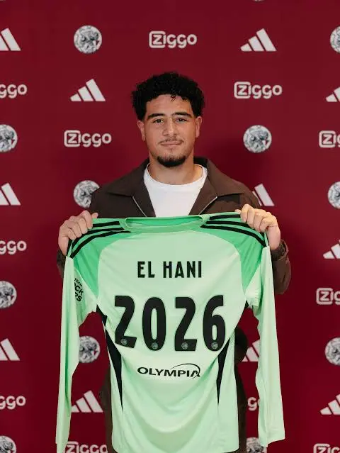 حارس أياكس الهاني ل المنتخب :أريد السير على خطى بونو