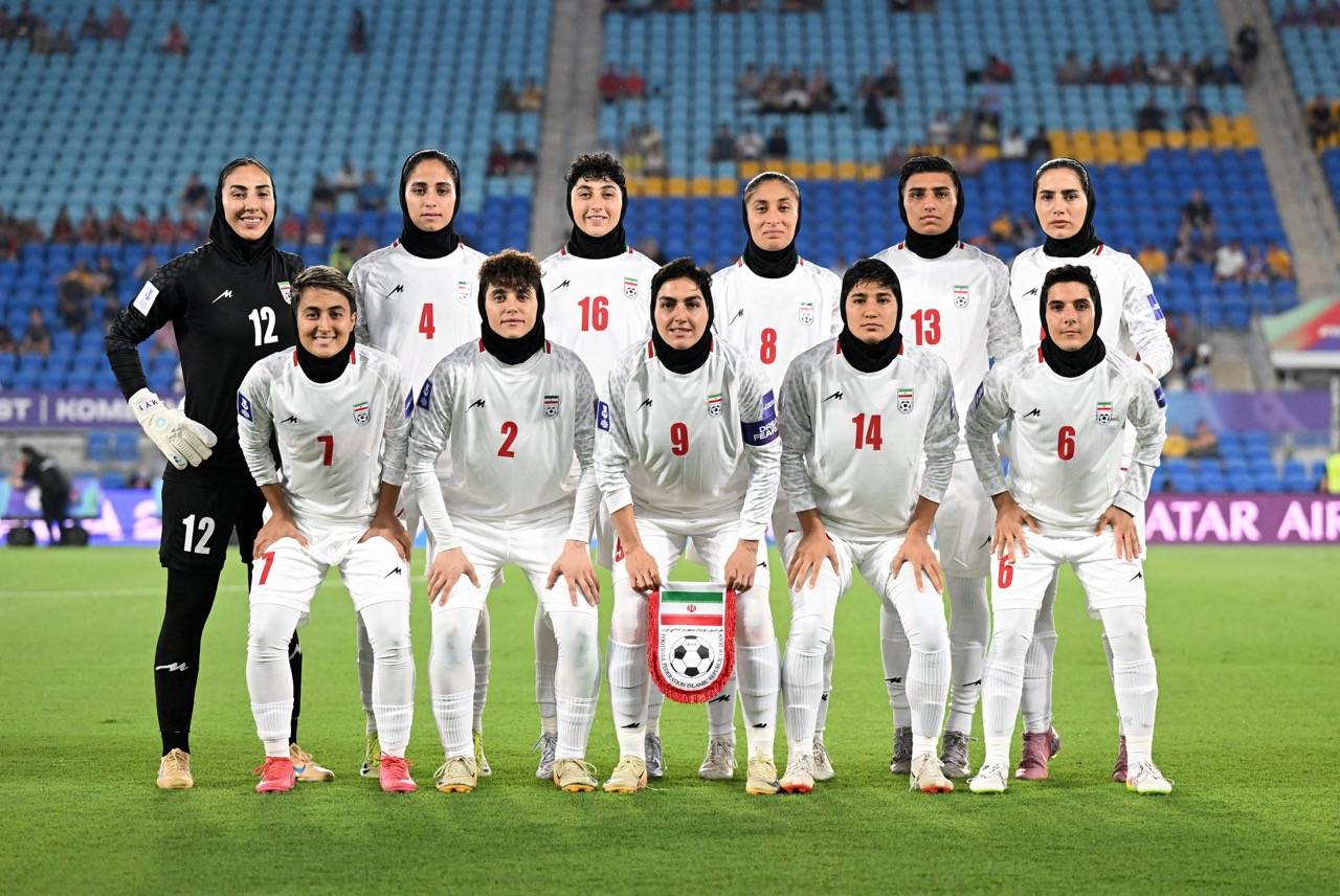 ترامب يطلب من أستراليا منح اللجوء للاعبات منتخب إيران لكرة القدم