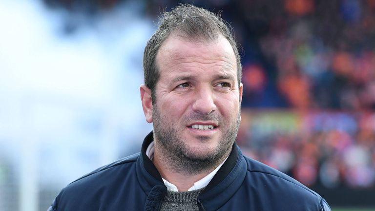 لاعب سابق للطواحين يسيء لمغاربة هولندا