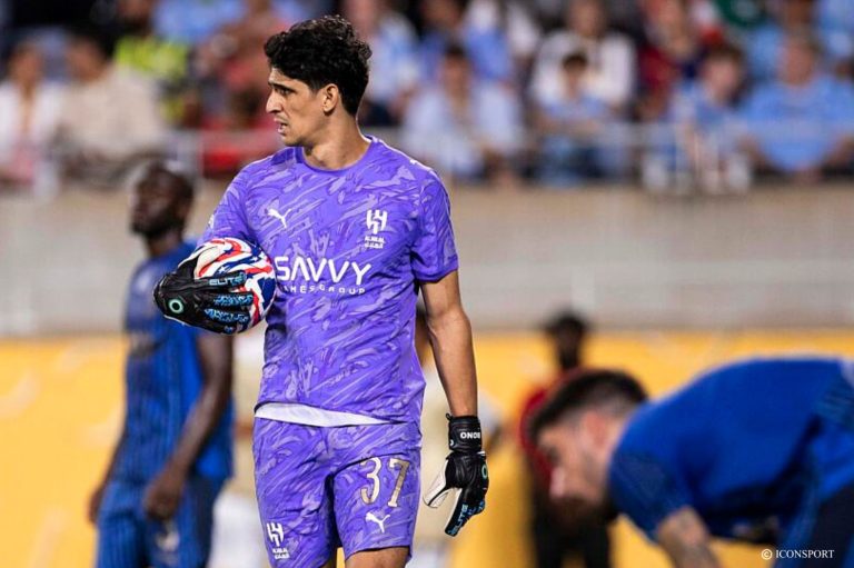 بونو ينقذ الهلال من الهزيمة أمام النصر وتعثر في صراع لقب الدوري السعودي