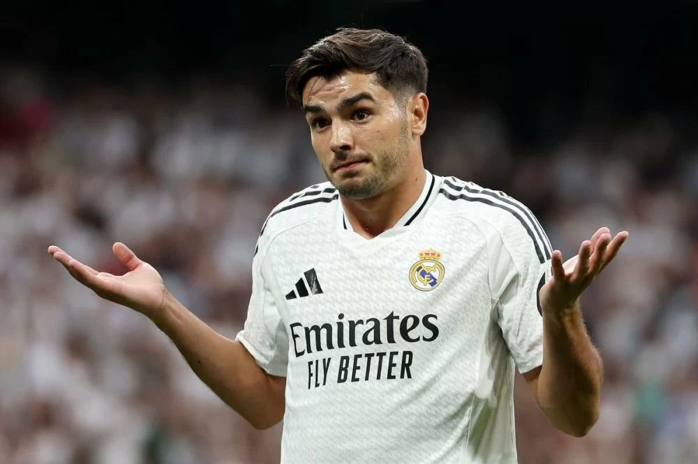  سبورت  الإسبانية: دياز ضمن ركائز ريال مدريد في عهد مورينيو