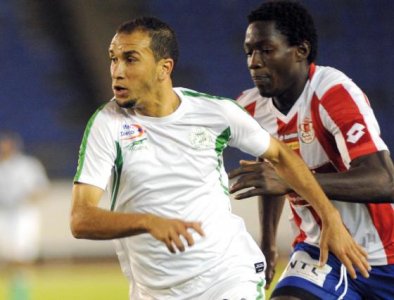 زكرياء حدراف ينجو من الموت في حادثة سير خطيرة