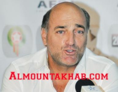 روسلي يهدد  بتقديم استقالته