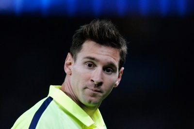 ميسي: لا أفكر في المنافسة مع رونالدو