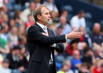 فيربيك يقدم نصائحه من هولندا