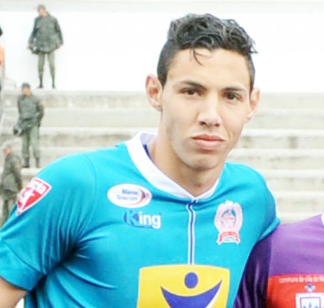 علي المحمدي.. هل طال وقت الإنتظار ؟