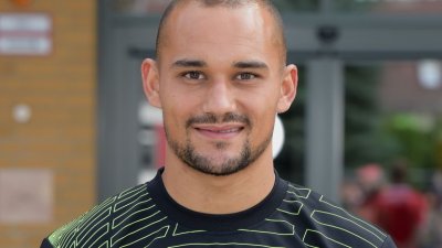 أمسيف يزكي عودته القوية للرسمية