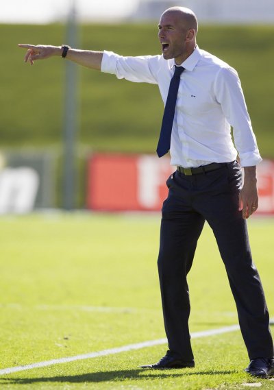 ريال مدريد يحتج على قرار ايقاف زيدان