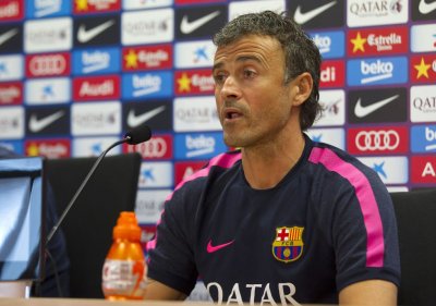 إنريكي يعترف بأخطاء التشكيل في مباراة الكلاسيكو