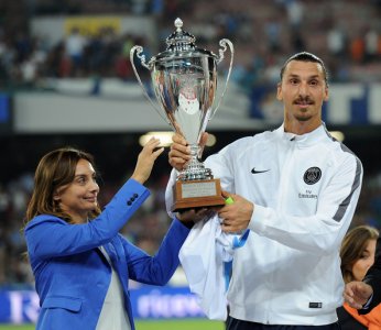 زلاتان ابراهيموفيتش: من الصعب أن أفوز بالكرة الذهبية