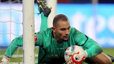 أمسيف يتلقى أول خسارة