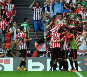 بطولة اسبانيا: اشبيلية يفشل باعتلاء الصدارة