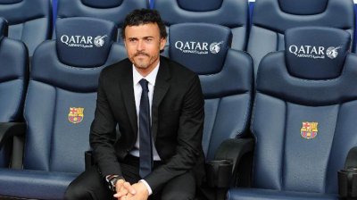 لويس إنريكي ينفي معاقبة بيكي