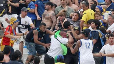 عنف جماهير كرة القدم في الأرجنتين يحصد رابع ضحية خلال أسبوع