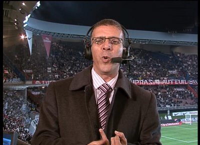 الإعلامي حفيظ دراجي ينفي لـ «الـمنتخب»  التصريحات المنسوبة على لسانه ويؤكد: