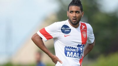 بلغزواني يقود قافلة المنافسين على الصعود