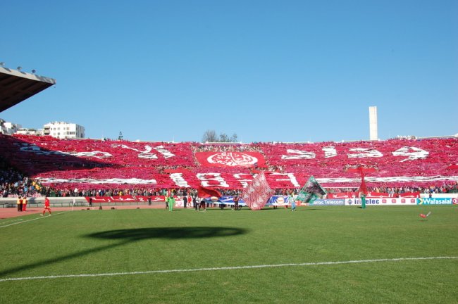 الوينرز سينجز أكثر من تيفو لهذا الحدث