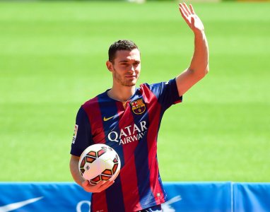 خضوع مدافع برشلونة فيرمايلين لعملية جراحية