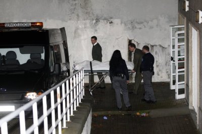 مقتل مشجع لديبورتيفو في اشتباكات قبل مباراة اتليتيكو بدوري اسبانيا