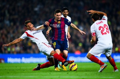 الاتحاد الاسبانى يرفض طلب برشلونة لالغاء انذار ميسى في لقاء فالنسيا